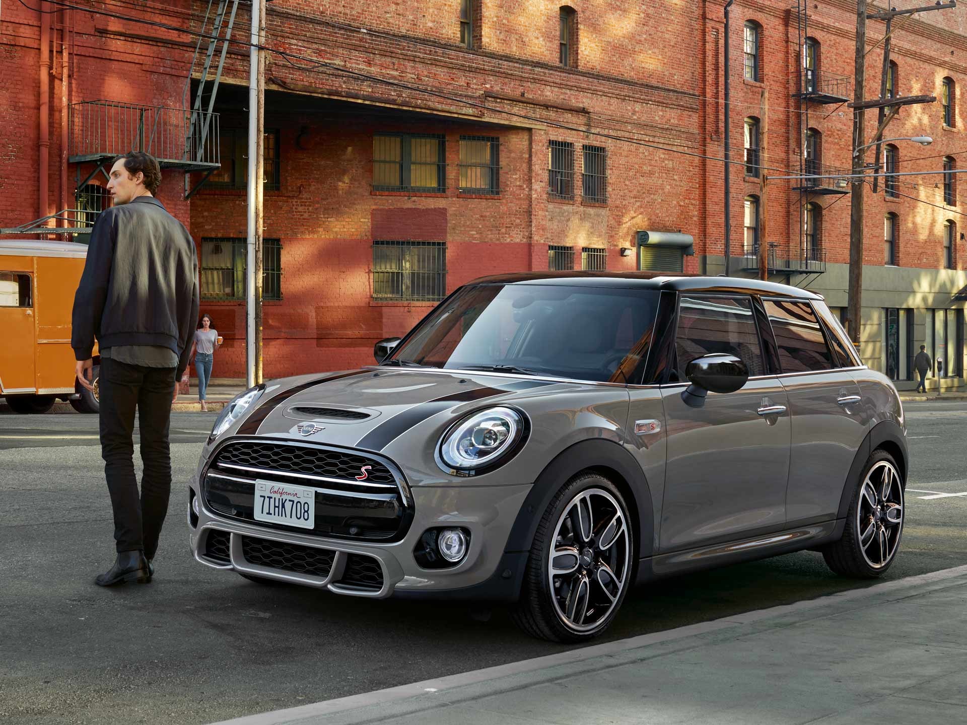 MINI 5-door hatch – head light